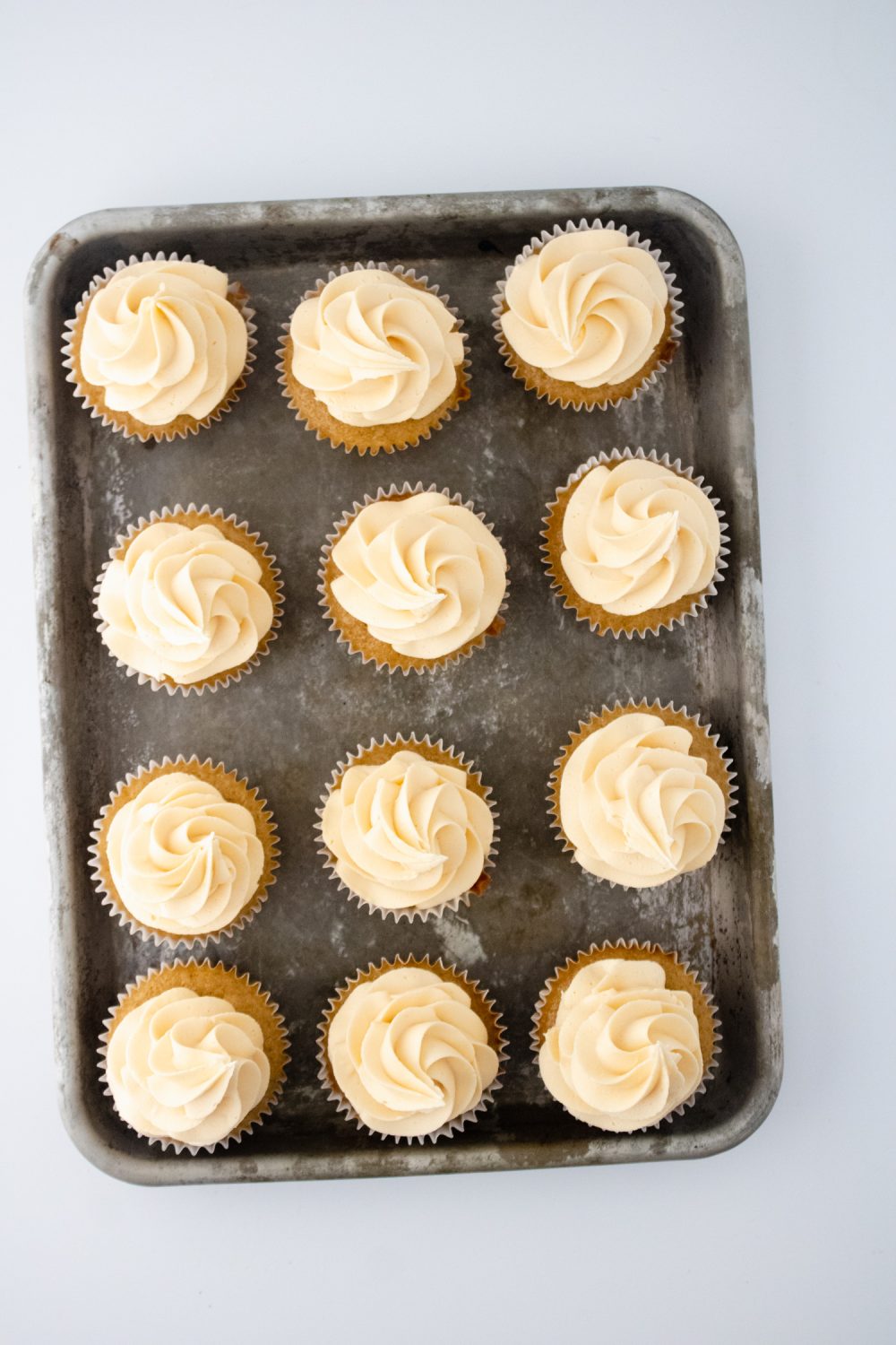 frosted butterbeer cupcakes