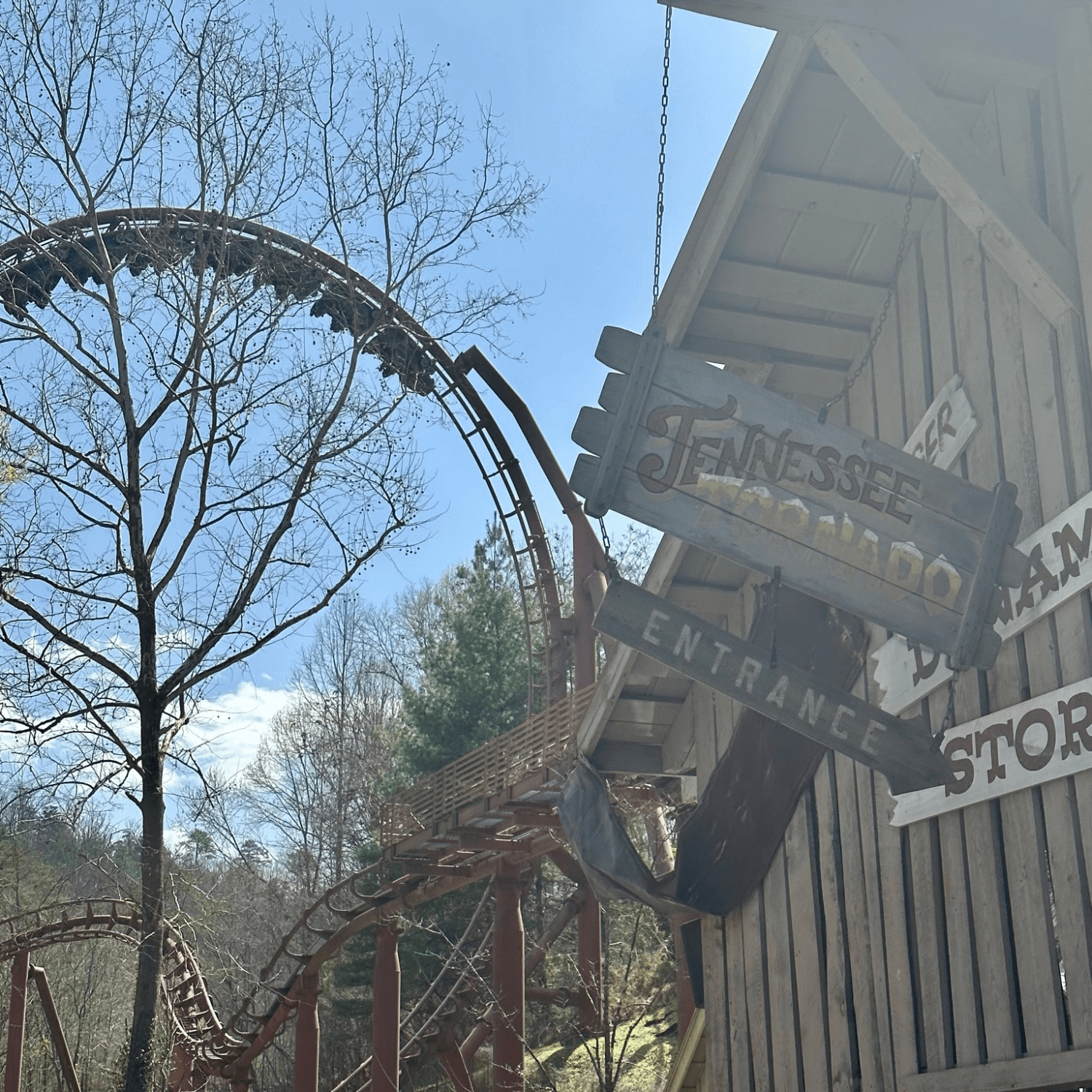 Best Things to Do at Dollywood Tennessee Tornado