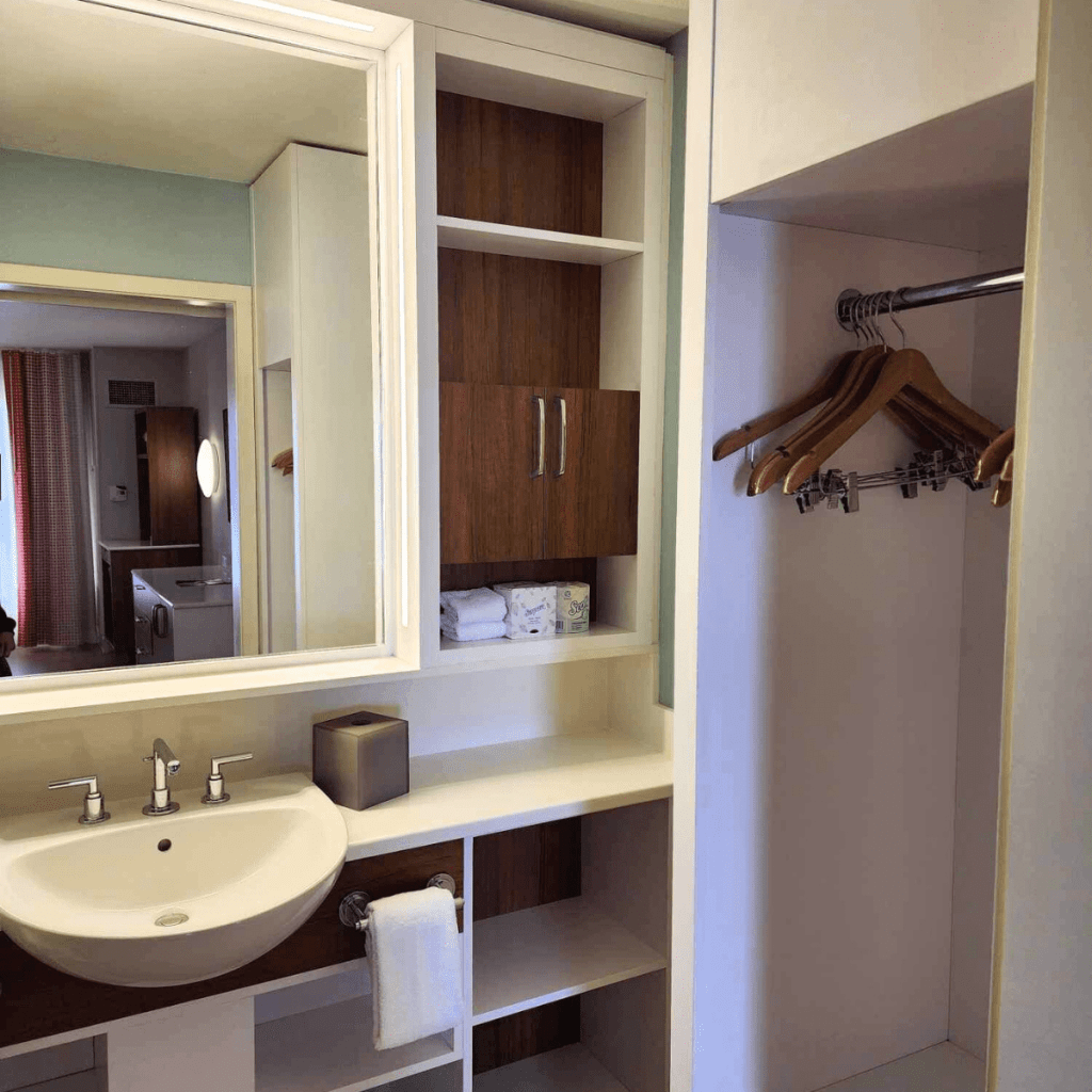 Disney's Pop Century Resort Review