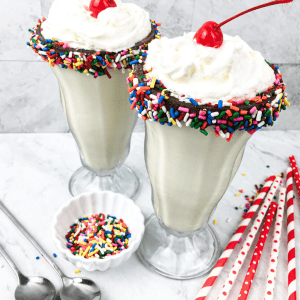 The Best Thick and Creamy Vanilla Milkshakes