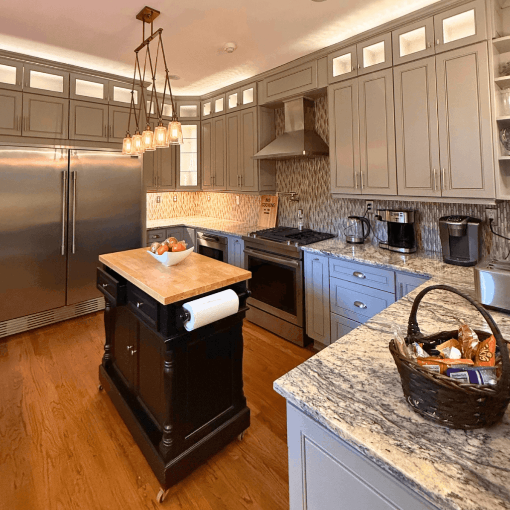 Capitol Inn Tallahassee kitchen