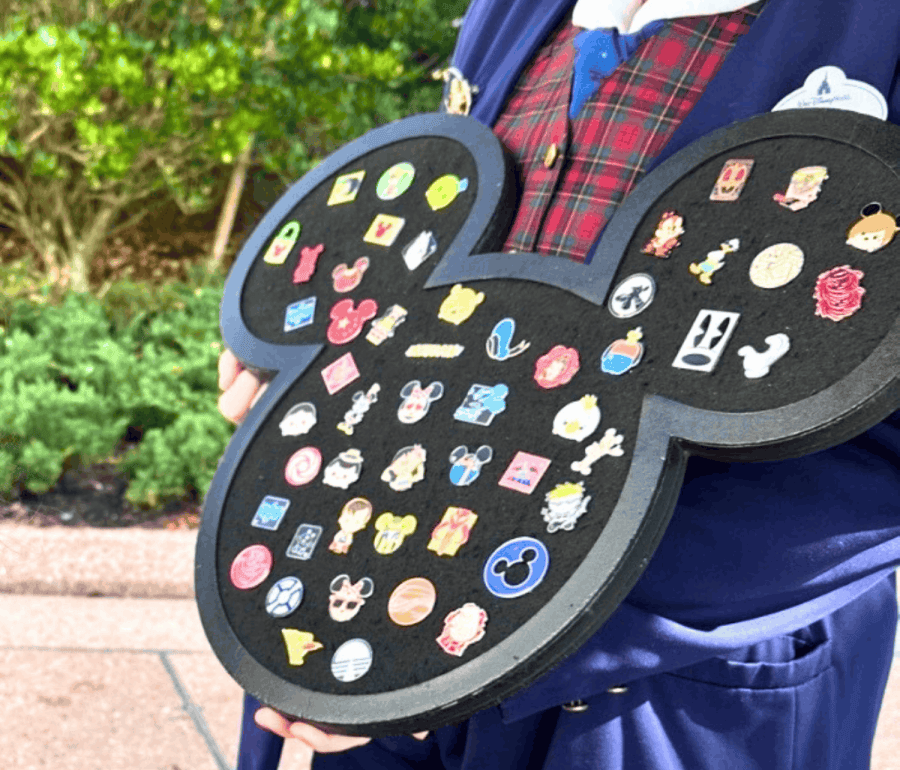 Disney Pin Trading Tips for Beginners